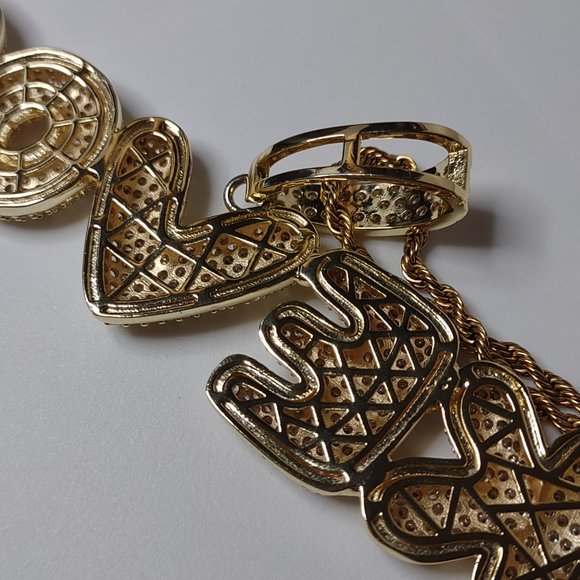 Very Cool Large KEV OG Pendant On 24 Inch Chain - Picture 12 of 16